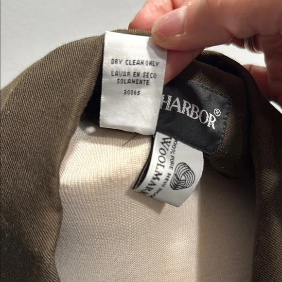 Sag Harbor Women's Olive Wool Blazer - Picture 3 of 7